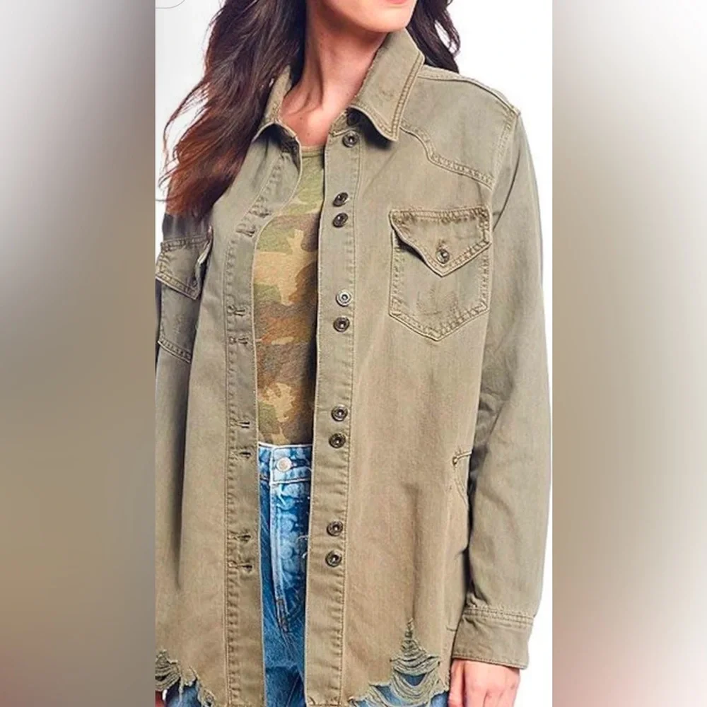 Free People Moonchild Green Distressed Denim Utility ShirtJacket Size L NEW